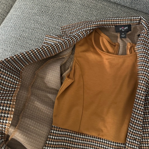 In Girl Brown Houndstooth Blazer and Skirt Set - Picture 3 of 7